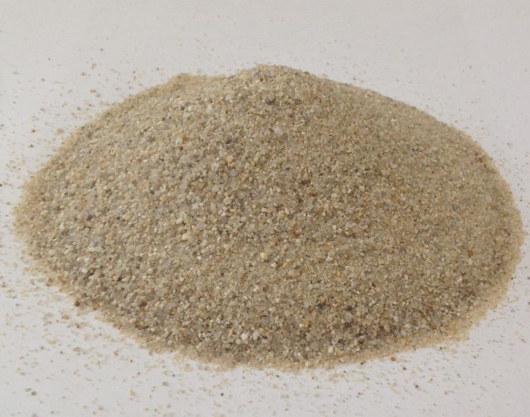 roem Verlichting omhelzing Instrooizand kunstgras Silica zand wit zak 25 kg | Klaasse Bos  Tuinmaterialen